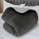 Soleil d'Ocre Couette doubl&eacute;e Polaire Microfibre 140x200 cm Bicolore Gris et Anthracite