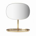 Normann Copenhagen Miroir à poser Flip / Orientable - vide-poche doré en métal