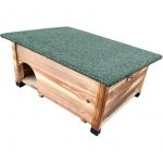 Relaxdays Abri pour hérissons en bois avec fond, entrée labyrinthique, toit étanche, 25 x 57 x 44 cm, finition brûlée