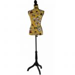Décoshop26 Buste de couture féminin sur pieds hauteur régable mannequin femme déco vitrine fibre de verre jaune avec des fleurs