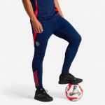 Adidas Manchester United Bas de Survêtement Tiro 24 - Bleu/Rouge, pointure Medium - ['Bleu'] - Taille Medium