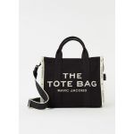 Marc Jacobs <p><strong>Jacquard Small Tote Bag</strong> de chez <strong> </strong> en toile de coton.<br /> Le tissu jacquard luxueux de cette saison rend ce cabas incontournable. <br />Ce petit cabas comporte une poche zipp&eacute;e et deux poches plates et peu