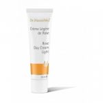Dr. Hauschka Cr&egrave;me de jour l&eacute;g&egrave;re &agrave; la rose