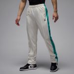 Jordan Essentials Track Pants, Pantalons de survêtements, en beige, taille: L - Couleur beige - Taille L