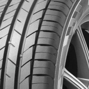 Kumho Ecsta HS52 - 215/60 R17 100V