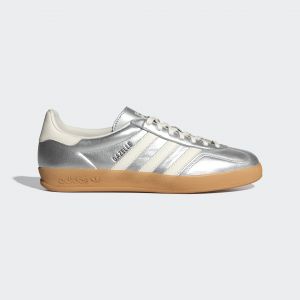 Adidas Gazelle Indoor silver met./core white/core black Originals Gazelle, en argent, taille: 43.333 - Couleur argent - Taille 43.333