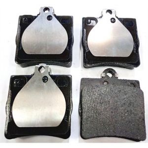 4 plaquettes de frein NRP1311