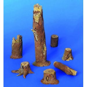 Plus Model Baumst&uuml;mpfe - 1:35e