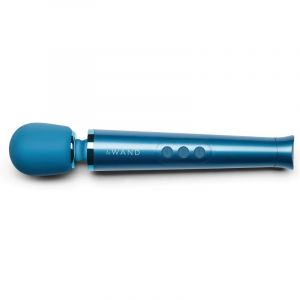Le Wand Petite Blau