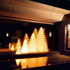 Vondom Sapin d&eacute;coratif Mod&egrave;le Chrismy RGB - 25cm