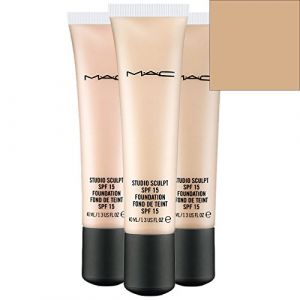MAC Cosmetics Studio Sculpt - Fond de Teint - NC42 - SPF 15