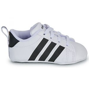 Adidas Chaussons b&eacute;b&eacute; Grand Court Crib Blanc - Taille 17,18,19,16