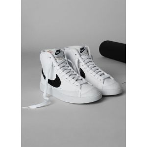 Image de Nike Blazer Mid '77 Next Nature, 41 EU, femme, blanc