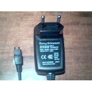 Image de Sony Ericsson Cst-13 - Adaptateur Secteur (Connecteur Pour Téléphone Portable) - Noir - Pour Ericsson A2618, T28 Ericsson F500, K700, S700, T200, T300, T608, T61, T68, Z500