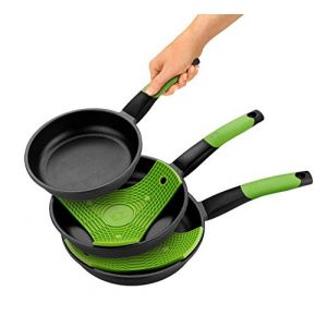 Bra Ensemble de poêles de cuisson antiadhésives en aluminium coulé téflon 18-22-26 cm noir/vert Prior 3 pièces A121460 126573