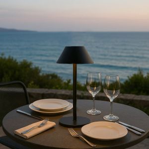 Lumisky Lampe de table solaire NERIO SMALL en acier noir H31cm