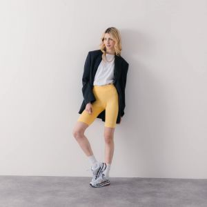 Nike Cycliste taille mi-haute Sportswear Essential pour Femme - Yellow, Yellow - Taille S