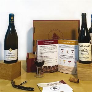 Smartbox Coffret &oelig;nologique : 3 bouteilles de vin de Bordeaux, Bourgogne et Rh&ocirc;ne livr&eacute;es &agrave; domicile - Coffret Cadeau Gastronomie