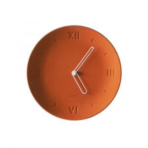 Horloge en béton terracotta aiguilles blanches