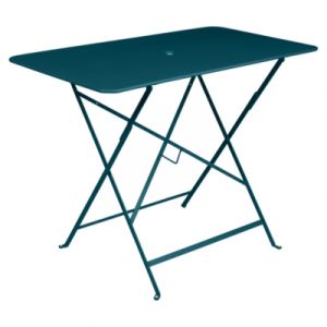 Fermob Table pliante Bistro / 97 x 57 cm - 4 personnes - Trou parasol bleu acapulco en métal