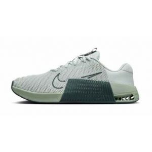 Image de Nike Femme Metcon 9 Womens Workout Sneaker, Light Silver Vintage Green Jad, 41 EU