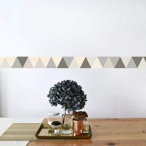 Plage Frise adhésive grise abstraite 10x300 cm - Déco murale triangle symétrique grise, 10x300 cm