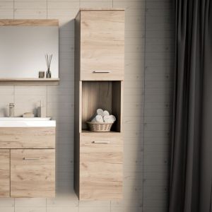 Meuble colonne de salle de bain suspendu Krildihana 131 x 30 x 30 cm effet ch&ecirc;ne argent [en.casa]