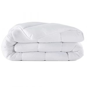Couette - SOHYGGE - 220x240 cm - Tempérée - 100% Microfibre - 300 gr/m²