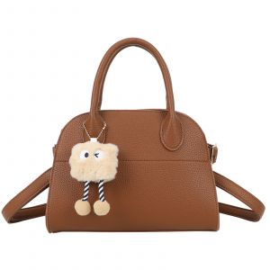 Sac à Main Dôme pour Femme Effet Grainé avec Breloque Peluche Suspendue Gallantry Marron