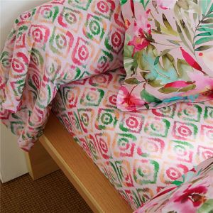 Drap plat en coton VIBRANTE motif fleurs exotiques multicolore