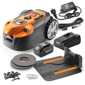 Lawnmaster Robot tondeuse autonome 24V avec station de charge, sans fil p&eacute;rim&eacute;trique - Le robot le plus simple du march&eacute;