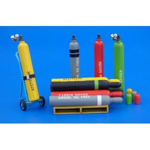 Plus Model Bouteilles de pression modernes- 1/35 - Accessoire
