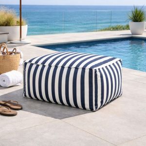 Concept-Usine Positano pouf d&rsquo;ext&eacute;rieur ray&eacute; bleu d&eacute;perlant et anti-uv &ndash; 55x65x35 cm