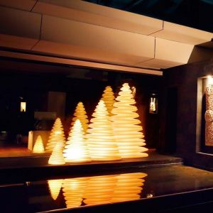 Vondom Sapin d&eacute;coratif Mod&egrave;le Chrismy RGB - 150cm