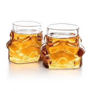 ThumbsUp! Lot de 2 verres à whisky originaux en forme de casque de Stormtrooper, transparents, pour whisky, bourbon, scotch et gin, 300 ml chacun, coffret cadeau en verre à whisky parfait pour homme !