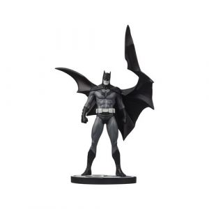 MCFarlane Toys Statuette DC Direct Resin Batman Black & White (par Jorge Jimenez) &ndash; 27 cm