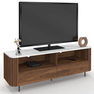 Idmarket Meuble TV 140 cm MARLA noyer effet lattes 2 tiroirs et plateau marbre blanc ALASKA