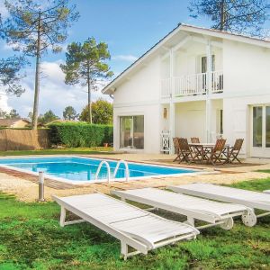 Smartbox Escapade de 3 jours en famille dans une villa inspirée des Antilles, sur le bassin d’Arcachon - Coffret Cadeau Séjour Multicolore