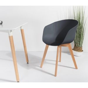Nordlys - Lot de 4 Chaises de Salle a Manger Scandinaves Pieds Bois Polypropylene - Noir