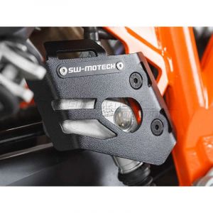 Image de Sw-motech Protection de maître cylindre noir KTM 990 SMR 07- / 990 Adv