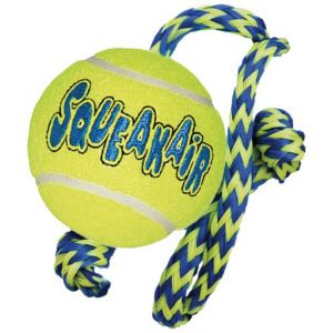 Image de Kong Balles de tennis Air Squeaker avec une corde, moyen modèle - Taille M