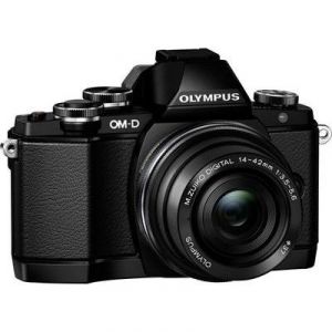 Olympus OM-D E-M10 (avec 2 objectifs 14-42mm et 40-150mm)