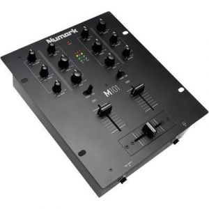 Numark M101