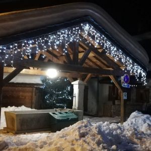 Millumine Guirlande Pro Stalactite 40m 1440 Led Blanc Froid Et Flashs