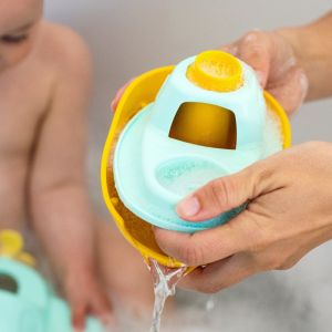 Le bateau de bain mr renard, made in france en matière recyclée, jaune