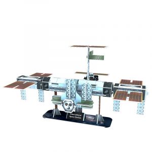 Dam Puzzle 3d station spatiale internationale 44 pièces. 25,1x20,9x13,6 cm.