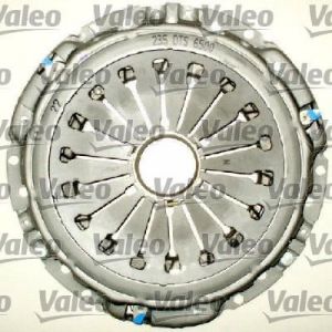 Valeo Kit d'embrayage r&eacute;f&eacute;rence 826319