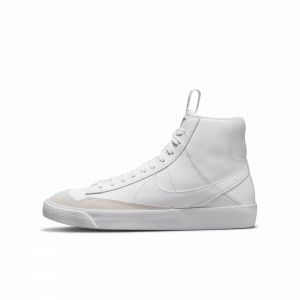 Nike Chaussure Blazer Mid '77 SE Dance pour Enfant plus &acirc;g&eacute; - Blanc - Taille 35.5 - Unisex