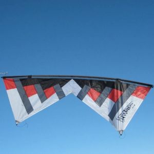 Cerf volant 4 lignes Revolution Kites Disponible en plusieurs coloris Avec poignée Red/Blk