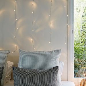 Lights4Fun Rideau Lumineux 1m x 1m avec 40 LED Blanc Chaud pour Int&eacute;rieur
